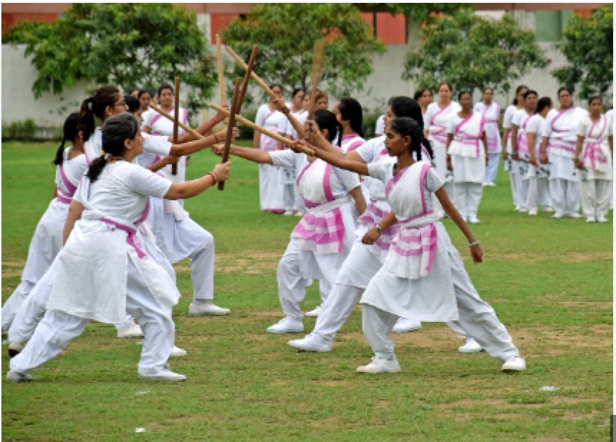 तेजस्वी हिंदू राष्ट्र क्यों करना चाह रहा है राष्ट्र सेविका समिति