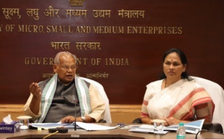 केंद्रीय मंत्री जीतन राम मांझी ने खादी के महत्व पर दिया जोर