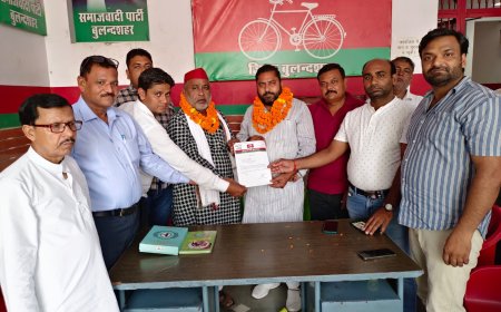 मोहम्मद राशिद बने समाजवादी पार्टी के जिला सचिव, जिला अध्यक्ष ने कराई शपथ ग्रहण