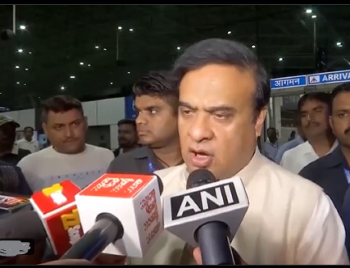 "हिमंत बिस्वा सरमा का इरफान अंसारी के बयान पर हेमंत सोरेन पर हमला: आदिवासी सम्मान पर उठाए सवाल"