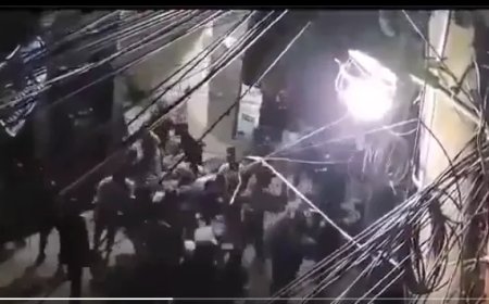 बांग्लादेश से भयावह Video आ रहे सामने, चटगांव में हिंदुओं को बना रहे निशाना, सेना और जिहादी मिलकर घरों को लूट रहे