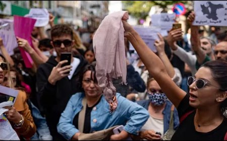 ईरान में हिजाब विरोधी महिलाओं के लिए अस्पताल, लोग बोले- ‘ये जेल है, यही सड़कों पर वापस आने का समय’