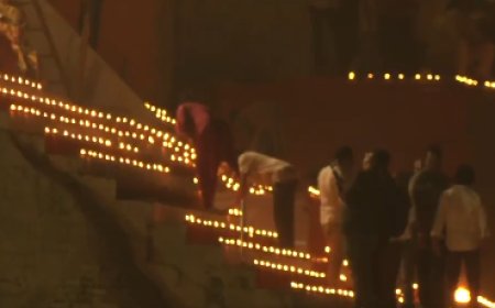 देव दीपावली: दिव्य रोशनी और भक्ति का पर्व