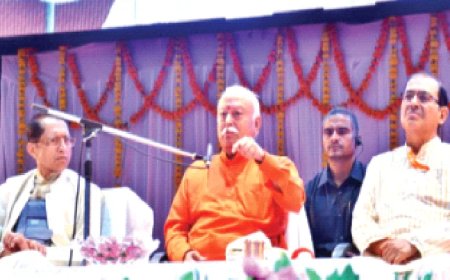 जबलपुर में योगमणि वंदनीया स्वर्गीय डॉ. उर्मिला ताई जामदार की स्मृति में एक कार्यक्रम आयोजित ‘मानव धर्म ही सनातन धर्म’