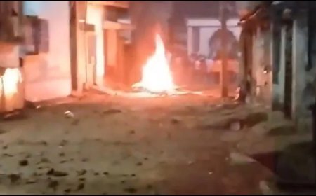 मुर्शिदाबाद में हिन्दुओं ने लगाए कार्तिक पूजा पंडाल, कट्टरपंथी मुस्लिमों ने किया हमला, 50 घायल, 15 हिरासत में लिए गए