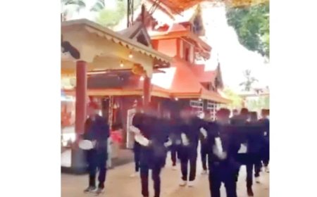 वक्फ और चर्च में खिंचीं तलवारें