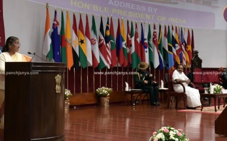 साइबर युद्ध और आतंकवाद जैसी राष्ट्रीय सुरक्षा चुनौतियों के लिए तैयार रहे देश : मुर्मु