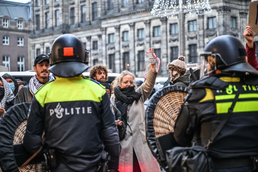 अब शांत Netherlands को जिहादी हिंसा की आग में झोंकने की तैयारी, Israel विरोध के नाम पर आगजनी कर रहे उन्मादी