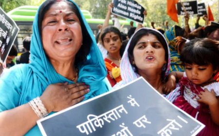 जानिए किस देश में उठी ‘पाकिस्तान के हिन्दुओं को बचाओ’ की मांग, बांग्लादेश और पाकिस्तान में चरम पर हिन्दू दमन