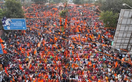 भोपाल: बांग्लादेश में हिंदुओं पर अत्याचार के विरोध में विराट प्रदर्शन