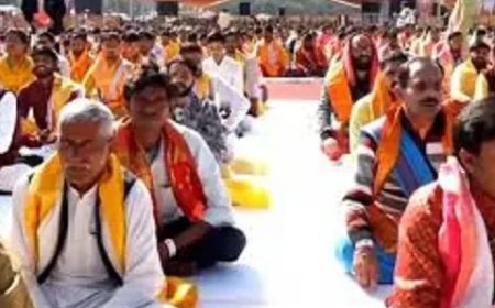 गीता पाठ का बना विश्व रिकॉर्ड, भोपाल में 5000 से अधिक आचार्यों ने किया सामूहिक पाठ, मुस्लिम महिलाएं भी हुईं शामिल