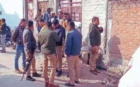 झांसी में NIA का बड़ा छापा, मदरसा शिक्षक की गिरफ्तारी पर समर्थकों ने किया हमला