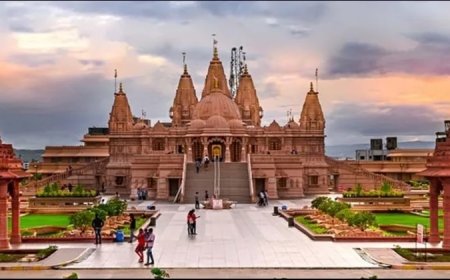 उत्तर प्रदेश में विगत नौ महीने में आए 47.61 करोड़ पर्यटक