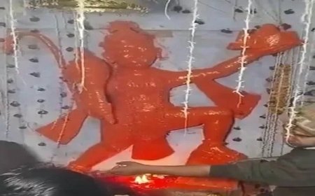 संभल के मुस्लिम बहुल इलाके में मिला एक और बंद मंदिर, दंगे के बाद पलायन कर गए थे 40 हिंदू परिवार