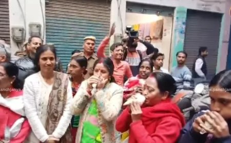 काशी में मिले मंदिर की जांच के लिए पहुंची जिला प्रशासन की टीम, पीएसी तैनात