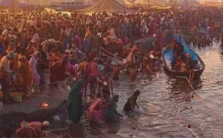 महाकुंभ का आध्यात्मिक, वैज्ञानिक और आर्थिक महत्व, साथ ही इसकी सामाजिक समरसता