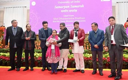 डीयू के नए कॉलेज का नाम सावरकर पर रखने से केवल औपनिवेशिक मानसिकता वालों को आपत्ति : धर्मेंद्र प्रधान