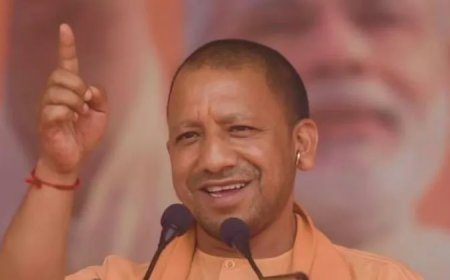 योगी आदित्यनाथ ने केजरीवाल को दी यमुना में डुबकी लगाने की चुनौती, बिजली और स्वच्छता पर साधा निशाना