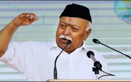 सरसंघचालक और सरकार्यवाह ने फहराया राष्ट्रीय ध्वज, देशवासियों को दी गणतंत्र दिवस की शुभकामनाएं