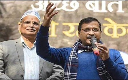 Delhi Assembly Election-2025:AAP की अवसरवादी राजनीति और मुफ्त की योजनाएं
