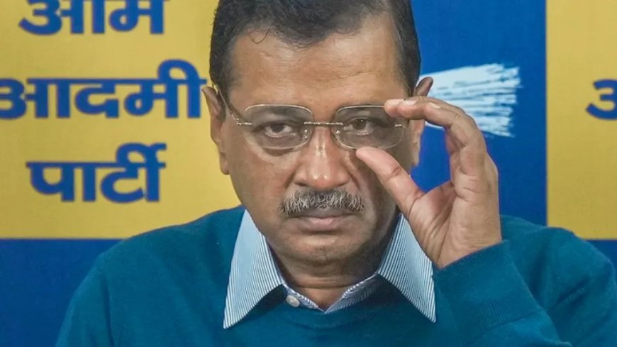 दिल्ली में आम आदमी पार्टी खुद के जाल में उलझी