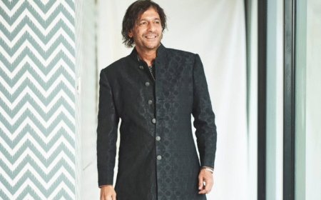 विमेन सेक्शन से कपड़े खरीदते हैं चंकी पांडे:बोले- बचपन में मुझे लड़की के कपड़े पहनाए जाते थे, मां-बाप को बेटी चाहिए थी