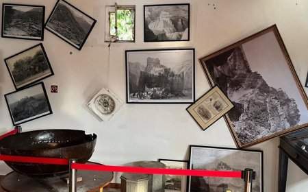 ऐतिहासिक कांगड़ा किले के म्यूजियम में चोरी:चांदी के खड़ाऊ, राजा-महाराजाओं की रिवाल्वर सहित दुर्लभ वस्तुएं चोरी, एग्जॉस्ट-फैन के रास्ते अंदर घुसे शातिर