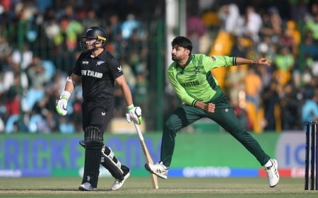 Champions Trophy: पहले ही मैच में पिटी पाकिस्तान की भद्द, टूटा शर्मनाक रिकॉर्ड, गेंदबाज 'शतक' से चूका