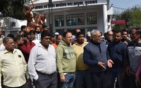 मुरादाबाद में दुकान सील: किराया बढ़ाने से नाराज व्यापारियों ने लगाया जाम, नगर निगम अफसरों के खिलाफ प्रदर्शन