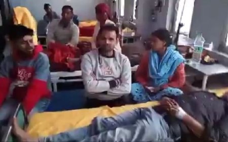 Aligarh: कुट्टू का आटा खाने से 20 लोग हुए बीमार, कराए गए अस्पताल में भर्ती, भरे नमूने, जांच के आदेश