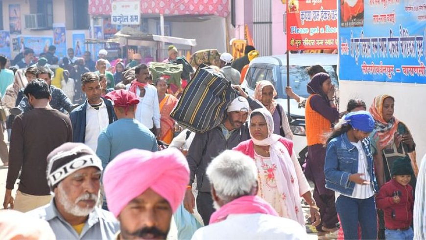 PHOTOS: गुरु के चरणों की रज लेकर संगत के साथ जालंधर लौटे संत निरंजन दास, बेगमपुरा स्पेशल ट्रेन से हुए रवाना