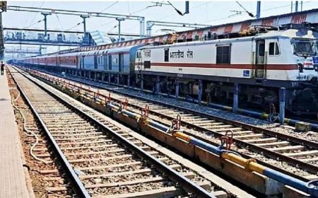 Railway News:  ट्रेनों की लेटलतीफा की ऐसा आलम...एक मार्च का रिजर्वेशन, दो को आई ट्रेन; यात्री हो गए परेशान