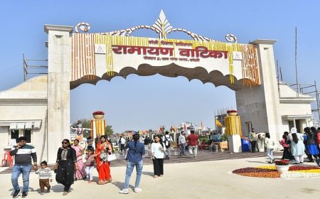 Bareilly: राम आएंगे तो अंगना सजाऊंगी... रामायण वाटिका में गूंजे भजन, एक लाख लोगों ने देखी पुष्प प्रदर्शनी