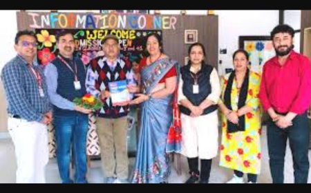 विजय गर्ग की पुस्तक शीर्षक सैनिक स्कूल प्रवेश परीक्षा , प्रिंसिपल संध्या बठला द्वारा लोकार्पण की गई जारी "