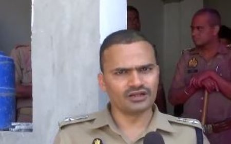 संभल में कड़ी सुरक्षा के बीच शांतिपूर्वक हुई नमाज, पुलिस ने की ड्रोन से निगरानी