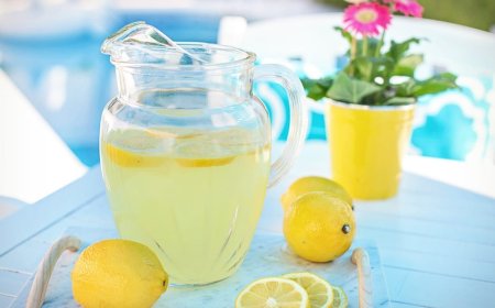 क्या आपको पता है 15 दिन तक रोज नींबू, शहद वाला गुनगुना पानी पीने से क्या होगा? जानकर करने लगेंगे सेवन