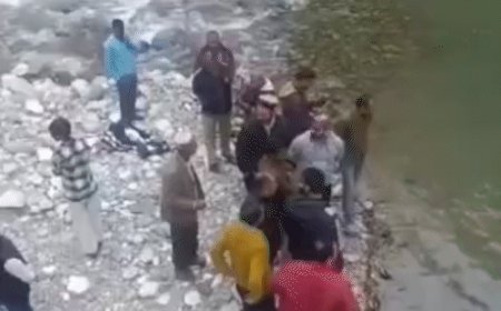 हिमाचल में 2 ITI स्टूडेंट पार्वती नदी में डूबे:पानी गहरा होने से सर्च ऑपरेशन में परेशानी, अब तक नहीं लगा सुराग
