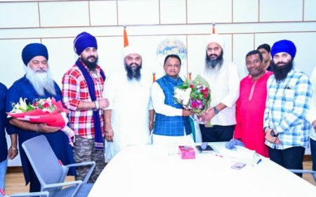 ओडिशा के मुख्यमंत्री मोहन चरण माझी ने महाराष्ट्र अल्पसंख्यक आयोग, और गुरु नानक देव जी धार्मिक धर्मार्थ ट्रस्ट के प्रतिनिधियों से की भेंट