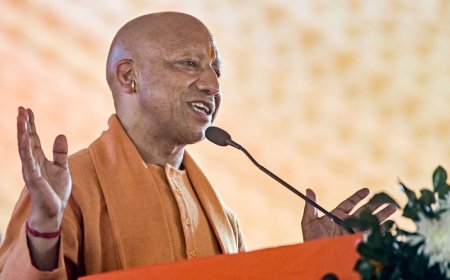 बांग्लादेश आगे निकल सकता है, तो भारत क्यों नहीं, जानें CM योगी ने किस मुद्दे पर उठाया सवाल