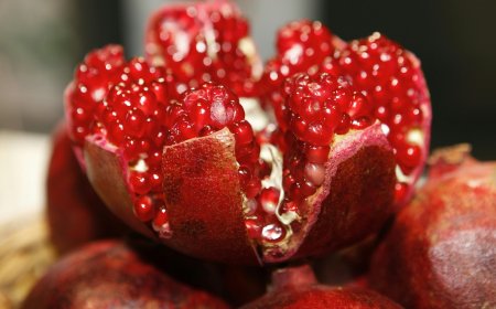 रोज 1 अनार खाने से शरीर में जो होगा आप सोच भी नहीं सकते, जान जाएंगे तो एक दिन भी नहीं करेंगे मिस