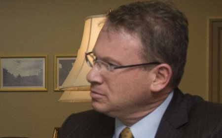 जानें कौन हैं जेफरी गोल्डबर्ग? जिन्हें गलती से मिल गया हूतियों पर हमले का अमेरिकी प्लान