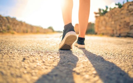 तेजी से फैट बर्न करना है तो वॉक करते समय याद रखें ये 8 बातें, शरीर होने लगेगा पतला