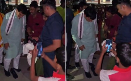 ऊर्जा मंत्री की जनसभा में बिजली गुल, चप्पल खोजते नजर आए मिनिस्टर; सामने आया VIDEO