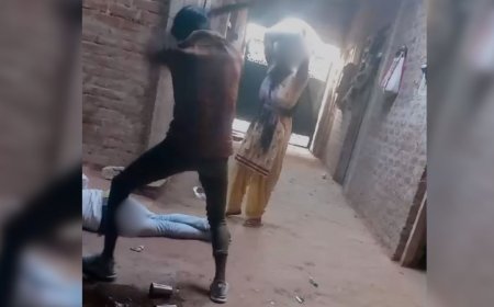 गर्लफ्रेंड से मिलने उसके घर पहुंचा बॉयफ्रेंड, तख्त पर बैठा, घरवालों ने पकड़ा; फिर जो हुआ…