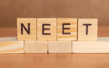 NEET 2025 परीक्षा पैटर्न चेंज, ऑप्शन बेस्ड पैटर्न समाप्त, सभी सवाल कंपलसरी, गलतियों से मार्क्स कटने की संभावना बढ़ी