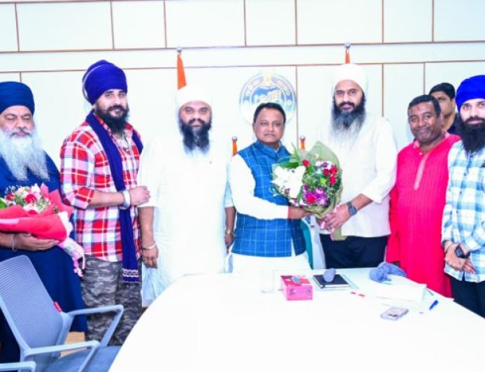 ओडिशा के मुख्यमंत्री मोहन चरण माझी ने महाराष्ट्र अल्पसंख्यक आयोग, और गुरु नानक देव जी धार्मिक धर्मार्थ ट्रस्ट के प्रतिनिधियों से की भेंट