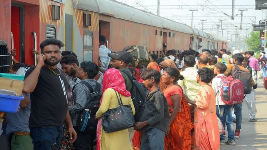 Holi Special Trains: ट्रेनें फुल... होली पर मुश्किल होगा सफर, सात से 18 मार्च तक कई गाड़ियों में बुकिंग बंद