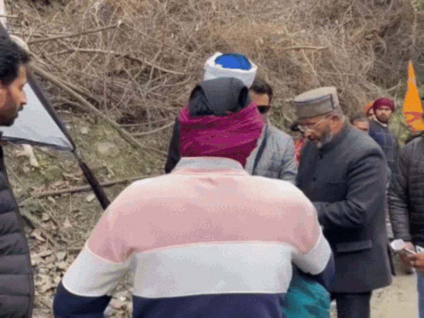 कुल्लू में पंजाबी बाइकर्स और स्थानीय लोगों में झड़प, VIDEO:लोग बोले- भिंडरांवाले का झंडा लगाया था, मणिकर्ण साहिब से लौट रहे थे