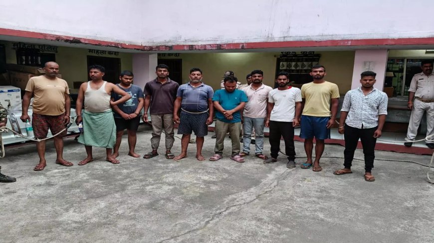 यूपी की तर्ज पर झारखंड में भी हत्या के आरोपी के घर पर चला बुलडोजर, 15 गिरफ्तार