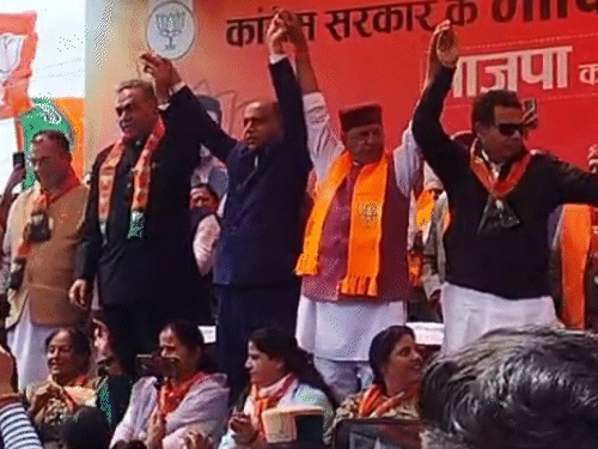 हिमाचल विधानसभा के बाहर BJP का प्रदर्शन:सुक्खू राज में कॉन्ट्रेक्ट-किलिंग शुरू, दिन दहाड़े चल रही गोलियां, भाजपा विधायकों की सर्विलेंस में लगाई पुलिस